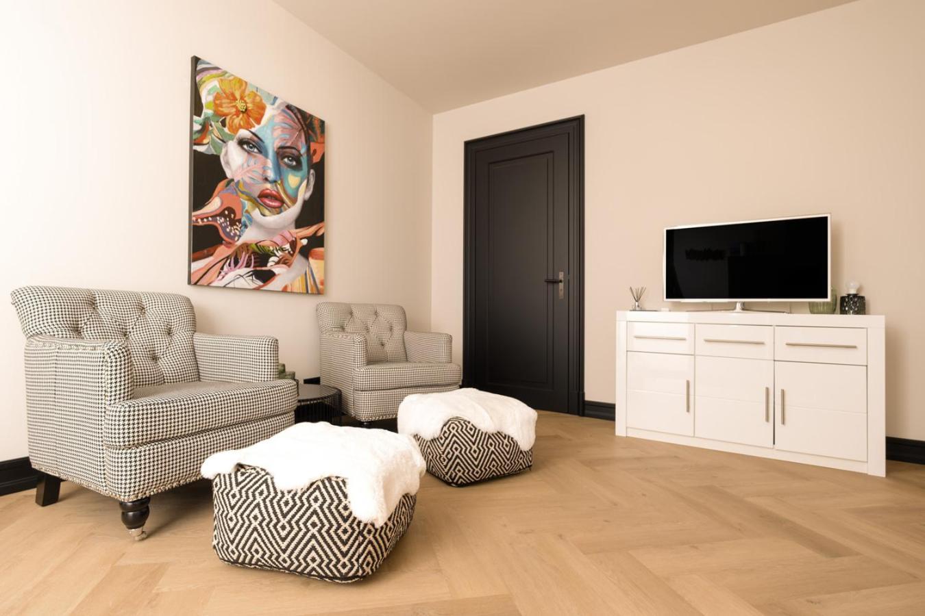 Aussergewoehnliche Ferienwohnung Stadtvilla Плауэн Экстерьер фото